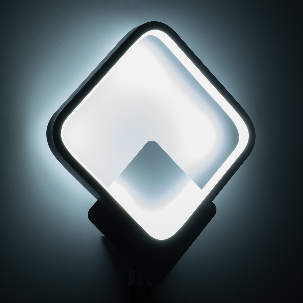 LED Φωτιστικό Τοίχου - Απλίκα Λευκή LENA 12W με Εναλλαγή Φωτισμού μέσω Διακόπτη On/Off Μ25 x Π5.5 x Υ29.5cm –61080