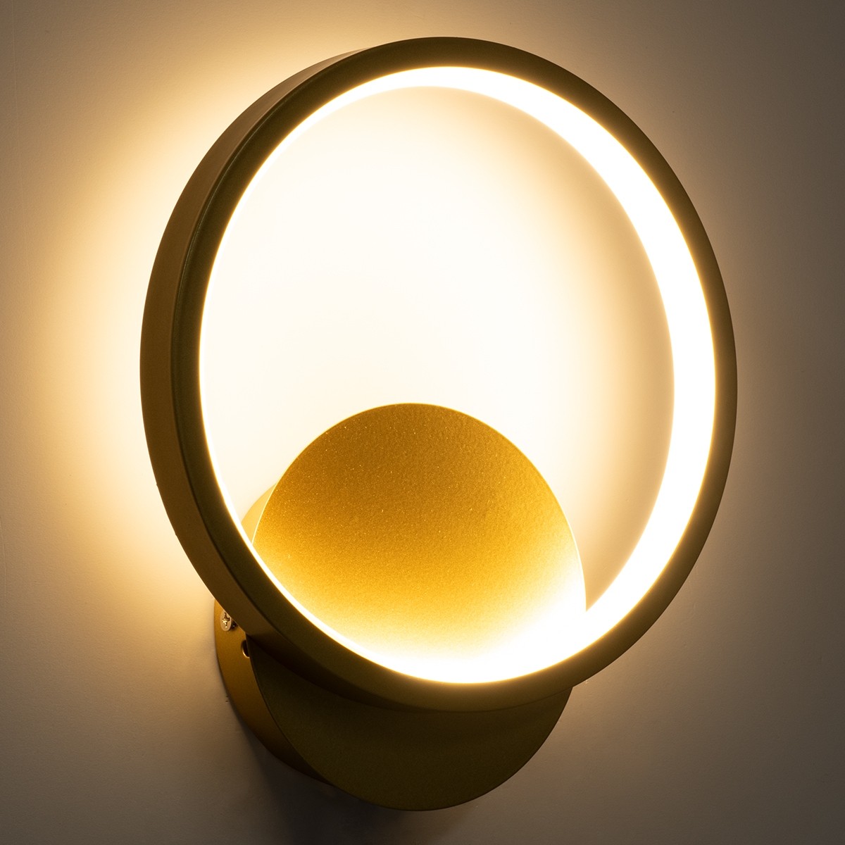 LED Φωτιστικό Τοίχου - Απλίκα Χρυσό Βούρτσας Design TED 9W με Εναλλαγή Φωτισμού μέσω Διακόπτη On/Off Μ20 x Π5.5 x Υ23cm –610712